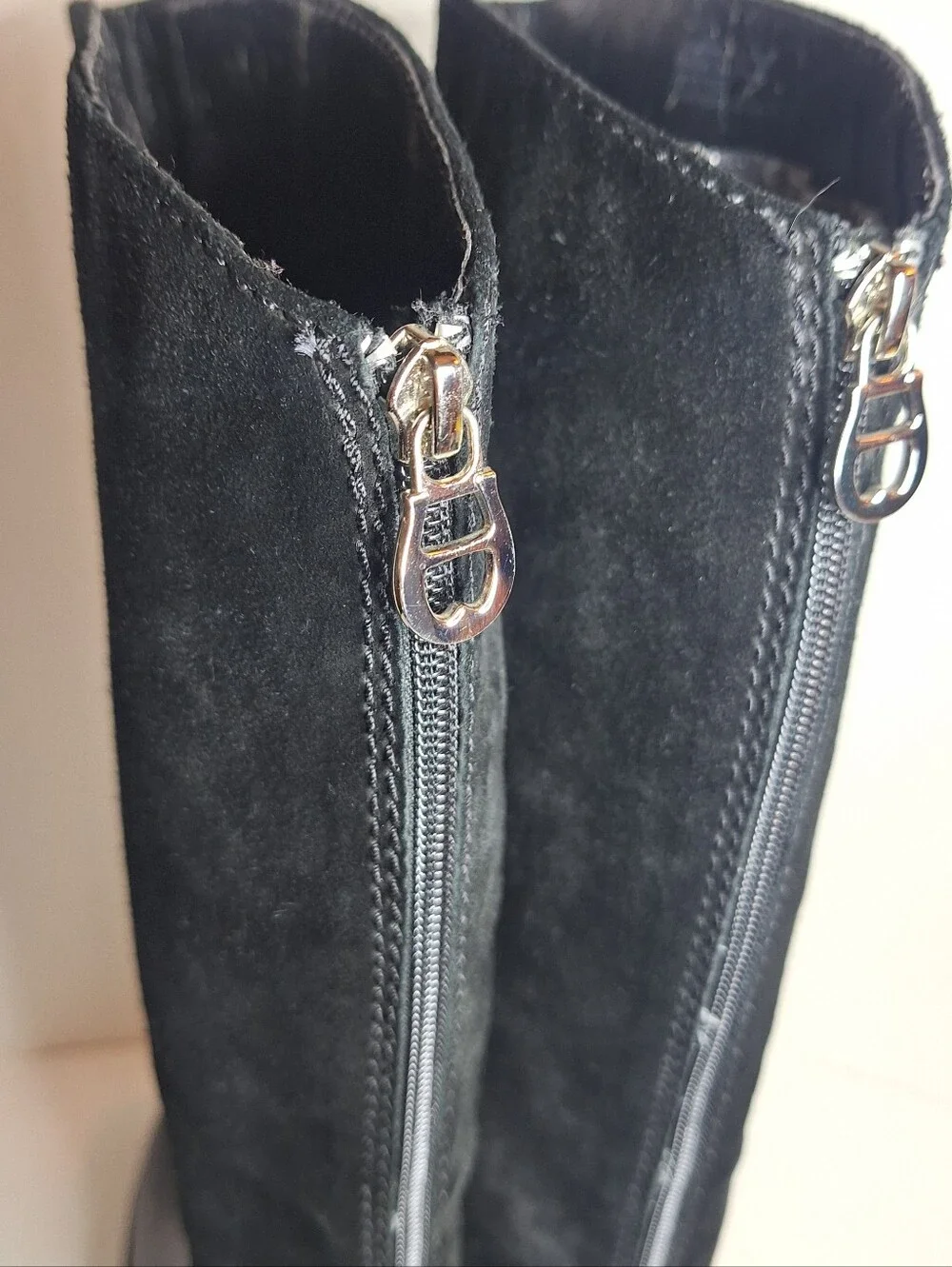 Etienne Aigner Vandalay Leather Suede Knee High Riding Boots Women's size 8M